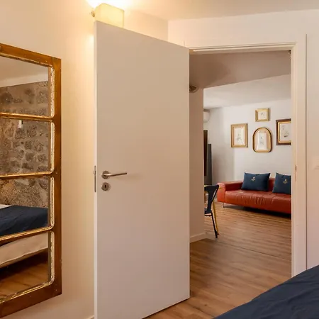 Апартаменты Memorias Charme Residences Ковильян