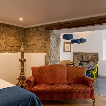 Апартаменты Memorias Charme Residences Ковильян