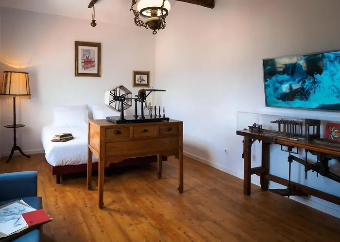 Memorias Charme Residences شقة *